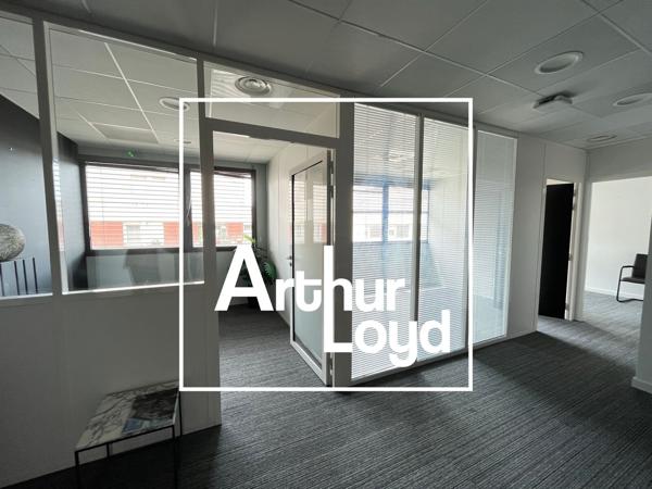 Bureaux à louer 88 m² Port Marianne Montpellier parkings privatifs
