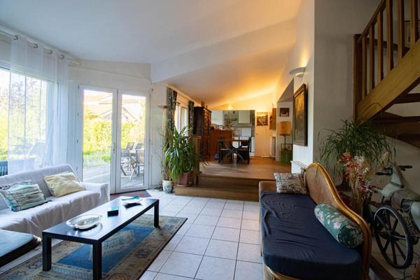 Mazamet  Belle maison familiale alliant cachet, espace et tranquillité