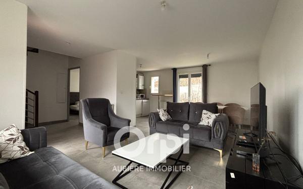 Immeuble à vendre    4 pièces • 273 m2 Aubière