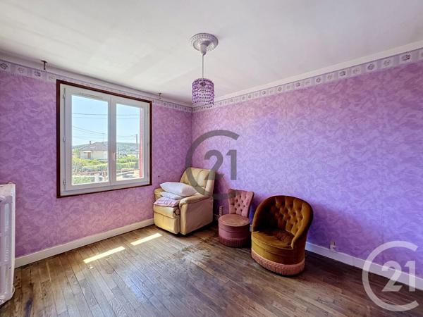 Maison à vendre  4 pièces - 81,87 m 2   VILLENEUVE SUR YONNE  - 89