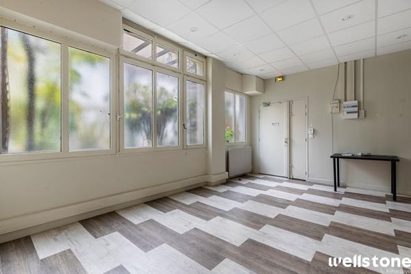 Bureaux à louer à PARIS 75006