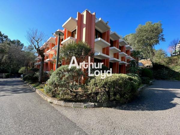 Bureaux à louer 110.11 m² Sophia Antipolis - Environnement paysager