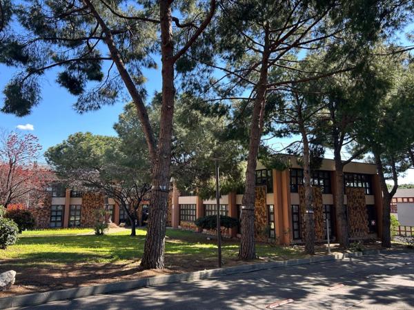 Bureaux à louer - Proximité transports et autoroutes - 13014 Marseille