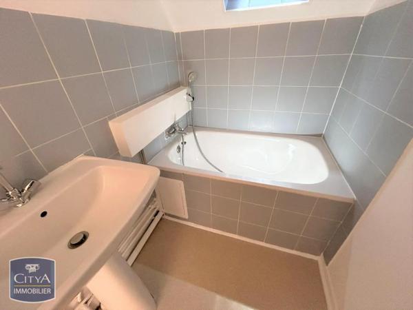 Appartement à louer 2 pièces 27.2m²