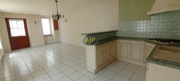 Vente maison Mur De Bretagne : 102 000 € - AJP Immobilier Pontivy