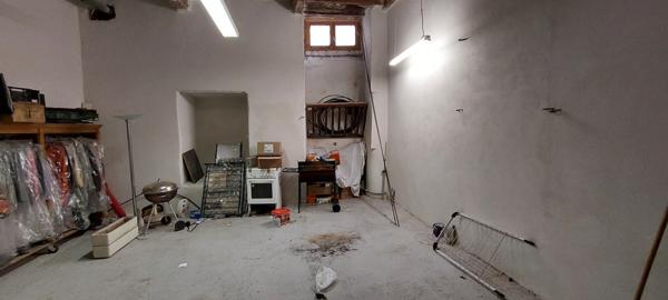 Perpignan (66000) Garage Sécurisé 50 m² - PERPIGNAN