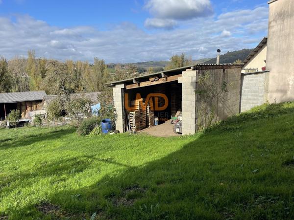 Maison T4 sur grand terrain avec dépendances