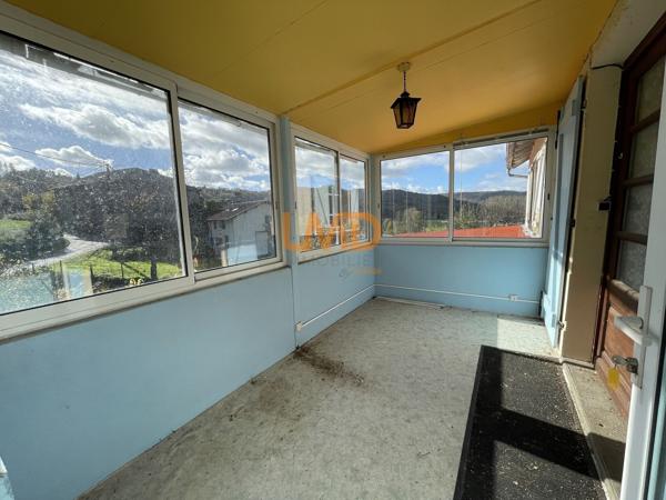 Maison T4 sur grand terrain avec dépendances