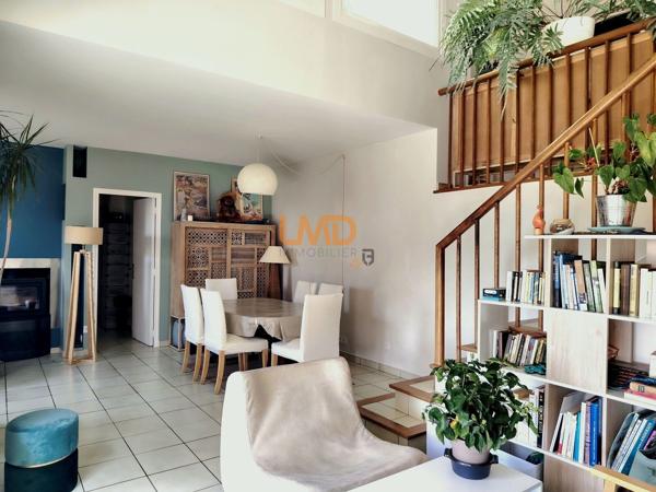 Maison d'architecte sans vis à vis avec vue panoramique