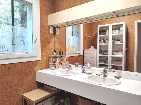 Maison d'architecte sans vis à vis avec vue panoramique