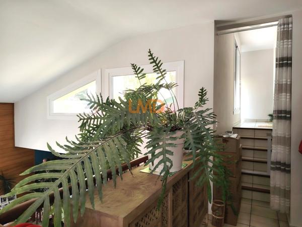 Maison d'architecte sans vis à vis avec vue panoramique