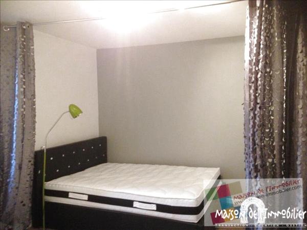 Location Appartement T1 meublé - 28m² - COGNAC Centre-ville