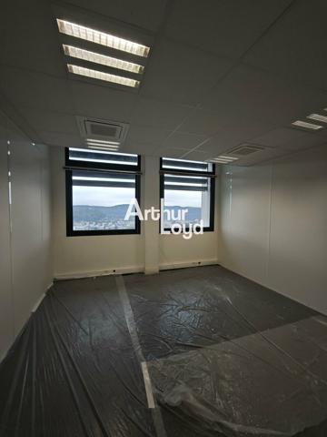 BUREAUX A LOUER 407 M² EN R+1 - CAGNES SUR MER