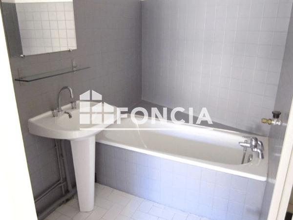 Location Appartement 2 pièces 37.7 m² - 69/71 RUE SAINT SUFFREN Marseille 13006