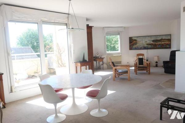 Appartement T6 - 5ème étage - Ascenseur - Cave - deux Parkings. 133,10m² hab.