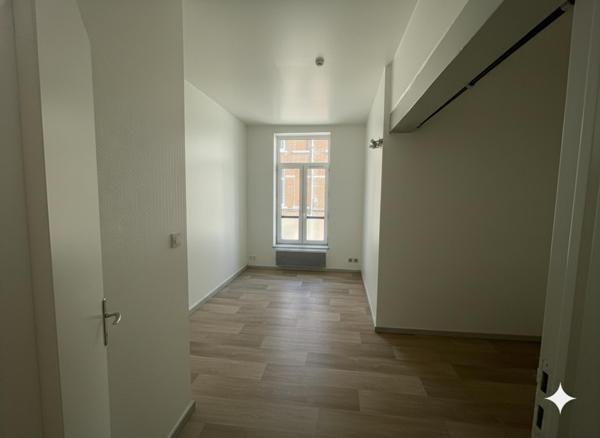 A LOUER : T1 à LILLE • Rue Adolphe - Vauban • 460 € CC • Réf. G668-04