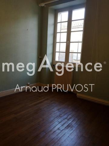 Immeuble à MONPAZIER, 24540 - 8 pièces 187m²