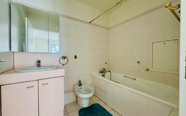 Appartement à louer    2 pièces • 52 m2 Boulogne-Billancourt