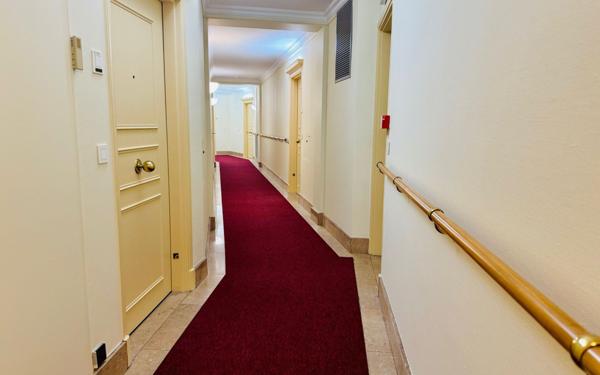 Appartement à louer    2 pièces • 52 m2 Boulogne-Billancourt