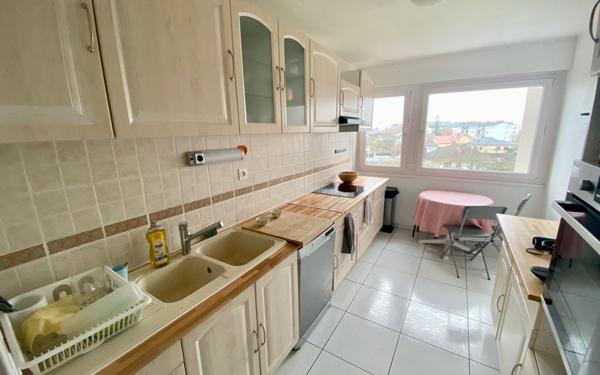 Appartement à louer    3 pièces • 75,86 m2 Saint-Julien-en-Genevois