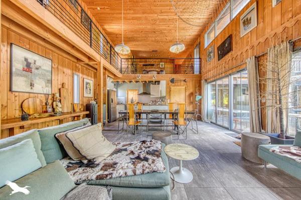 Maison à vendre |  Lège-Cap-Ferret |  7 pièces | 233 m²