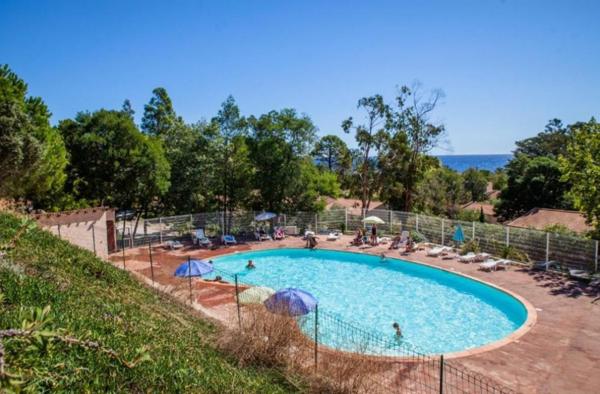 INVESTISSEMENT LOCATIF – SARI-SOLENZARA – Résidence de Tourisme Lisa Maria – 3,44% de rentabilité