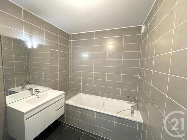 Appartement T3 à vendre  3 pièces - 69,32 m2 MEXIMIEUX - 01
