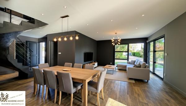 Maison 5 pièces - 141 m² Exclusivité efficity