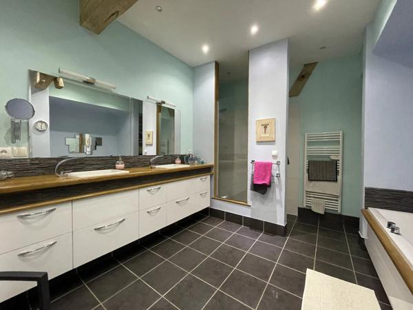 Vente Maison 9 pièces 201 m2 à Matha