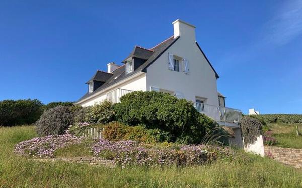 Maison à vendre    4 pièces •  Cléden-Cap-Sizun