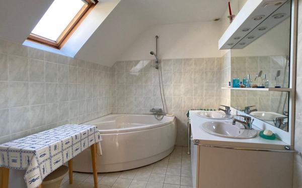 Maison à vendre    4 pièces •  Cléden-Cap-Sizun