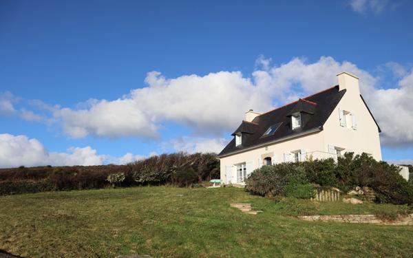 Maison à vendre    4 pièces •  Cléden-Cap-Sizun