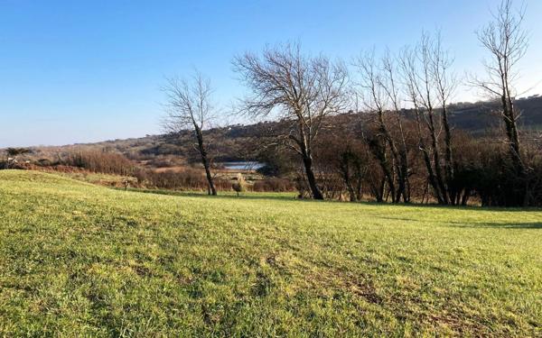 Maison à vendre    4 pièces •  Cléden-Cap-Sizun