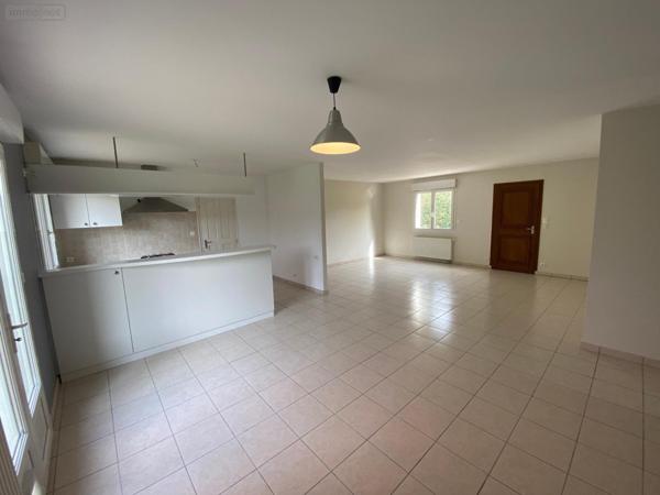 Pavillon à vendre à Champs-sur-Yonne dans l'Yonne (89290), ref : SCI-CHA