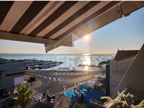 Évasion Poétique au Coeur d'Arcachon