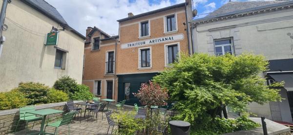 🏛️ À vendre : Murs commerciaux 📍 Hyper-centre de Bain-de-Bretagne (35)