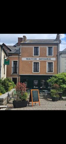 🏛️ À vendre : Murs commerciaux 📍 Hyper-centre de Bain-de-Bretagne (35)