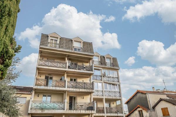 2 appartements studio proche métro - Alfortville