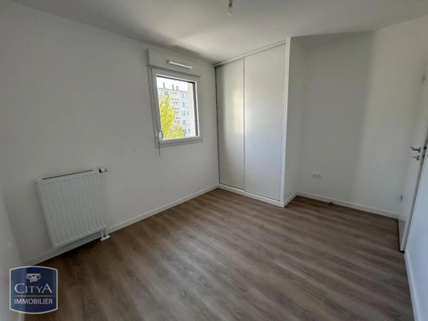 Appartement à louer 4 pièces 86.17m²