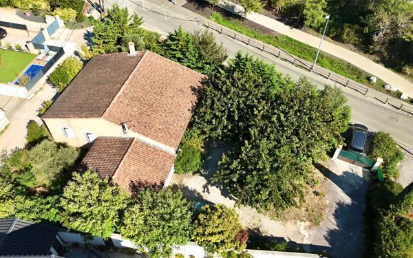 Maison à vendre    4 pièces • 118 m2 Salon-de-Provence