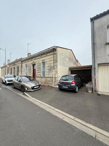 Le Bouscat Barrière du Medoc Echoppe double à rafraichir avec garage
