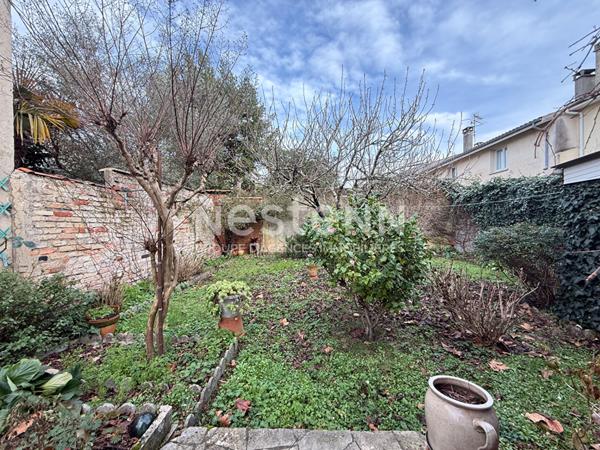 Le Bouscat Barrière du Medoc Echoppe double à rafraichir avec garage