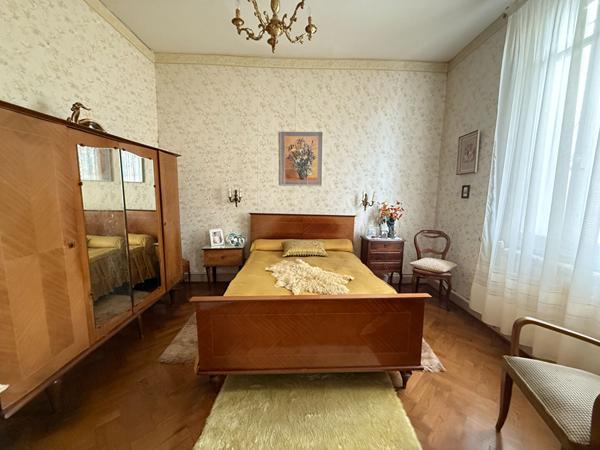 Le Bouscat Barrière du Medoc Echoppe double à rafraichir avec garage