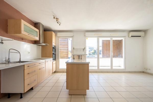 ***NOUVEAU PRIX — APPARTEMENT T4 82 M² AVEC TERRASSE — RÉSIDENCE TERRA VERDE — LE MERLAN / LA BATARELLE — 2 STATIONNEMENTS (SOUS-SOL + EXT.) — VISITE VIRTUELLE SUR DEMANDE***