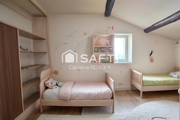 Appartement T3 avec un palier extérieur et une cave