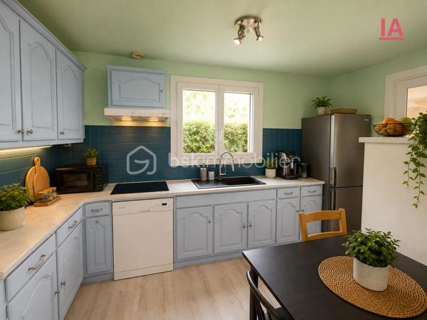 En exclusivité: 
À découvrir à 10mn de ANET, proche de Berchères sur Vesgre et à 12 mn de la gare de Houdan, maison d’environ 100 m² habitables implantée sur un beau terrain de 1 120 m² sans vis-à-vis.

Au rez-de-chaussée, elle offre un salon / salle à manger avec cuisine semi-ouverte, une véranda d’environ 10 m², une chambre, une salle d’eau, un espace douche indépendant et un WC séparé.

À l’étage, un grand palier pouvant faire office de bureau dessert deux chambres, une pièce d’eau et des toilettes séparées.

À l’extérieur, vous profiterez d’un grand jardin sans vis-à-vis, offrant de belles possibilités d’aménagement et potentiellement piscinable, sous réserve des autorisations nécessaires.

La propriété dispose également d’un garage de 27 m² et d’un atelier / dépendance de 10 m².

Les + :toiture refaite, triple vitrage, volets roulants, chauffage électrique. Pas de gros travaux à prévoir, principalement une remise au goût du jour.

DPE en cours de réalisation.

Une maison avec un beau potentiel, idéale pour profiter d’espace et de tranquillité tout en la personnalisant à son goût.

Mention IA : certaines photos ont été retouchées à l’aide de l’intelligence artificielle uniquement afin de supprimer les objets personnels et désencombrer les pièces afin de vous aider à vous projeter sans grand travaux mais uniquement une touche de décoration personnelle. La configuration et les caractéristiques du bien restent inchangées.