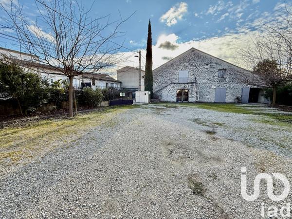 Maison 5 pièces de 303 m² à Pierrelatte (26700)