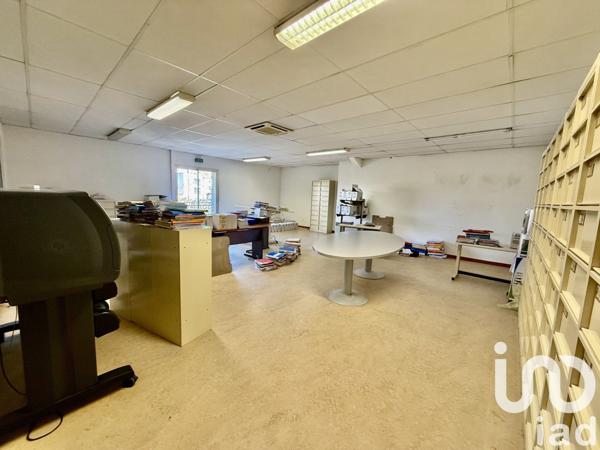 Maison 5 pièces de 303 m² à Pierrelatte (26700)