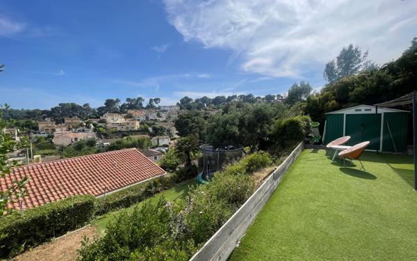 Maison à vendre    3 pièces • 64 m2 La Seyne-sur-Mer