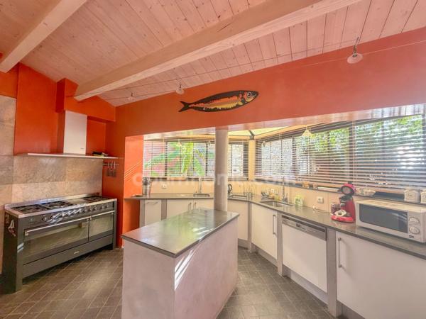 Saint-Pierre-d'Oléron – La Menounière, à 200 m de la plage : maison de 126 m² avec 2 suites dont une de plain-pied